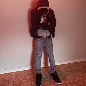 Meet your Posher, Wyx